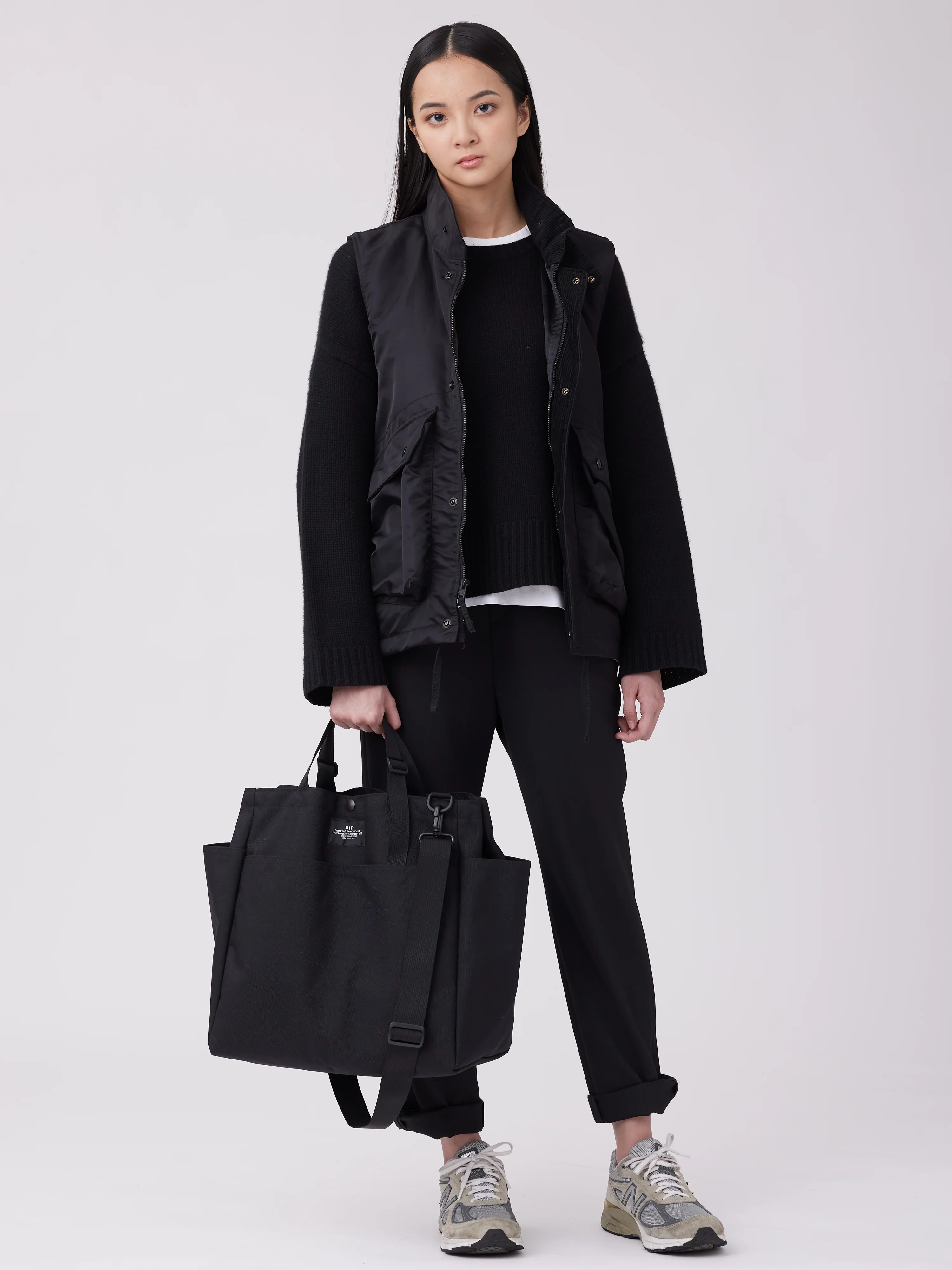 Carry-All Beach Bag - Black - Image 7