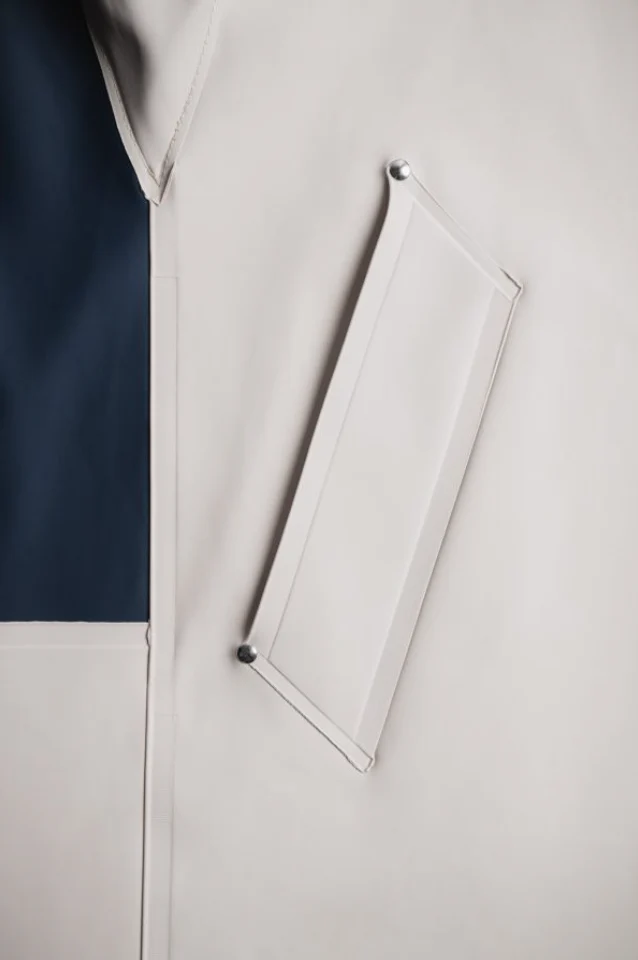 Tre Liljor Raincoat - Image 4